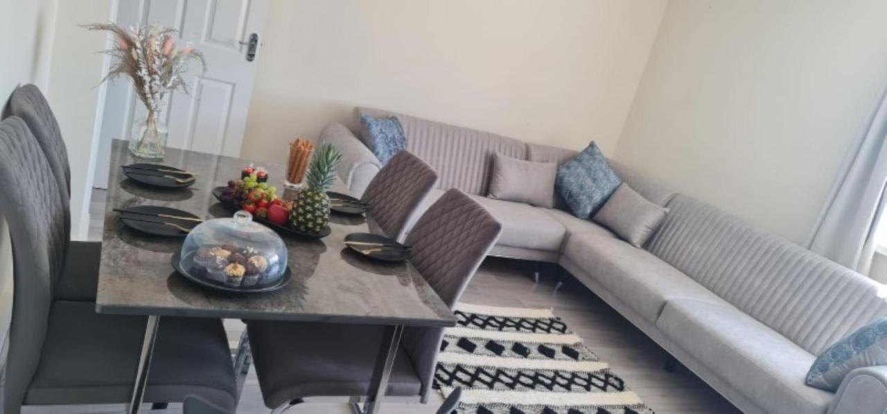 Stylish & Cozy 2-Bedroom Flat In Hoxton & Shoreditch London Eksteriør bilde