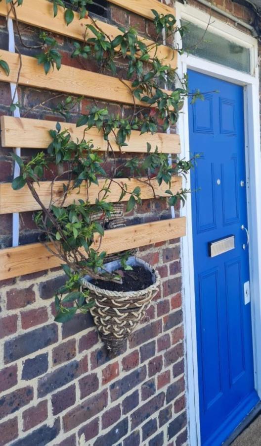 Stylish & Cozy 2-Bedroom Flat In Hoxton & Shoreditch London Eksteriør bilde
